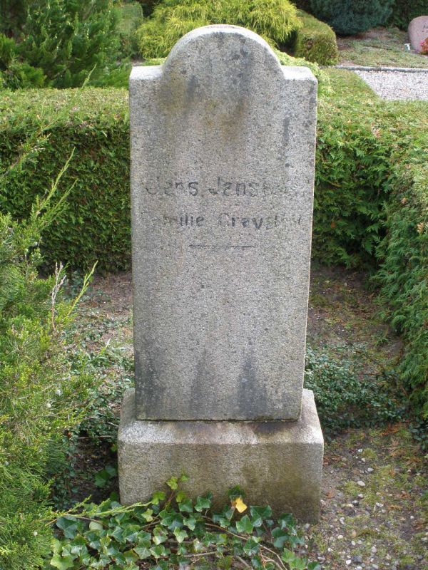 Jens Jensen's familiegravsted.JPG